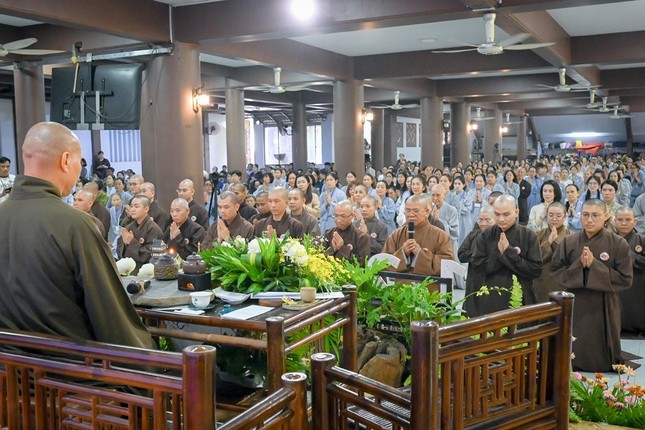 Đại chúng trong ngày kỷ niệm