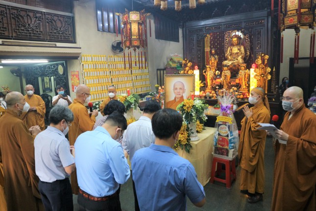 Ban Tổ chức và chính quyền các cấp tưởng niệm Hòa thượng Thích Minh Thanh, Chứng minh Ban Trị sự GHPGVN quận 5, viên tịch trong đại dịch