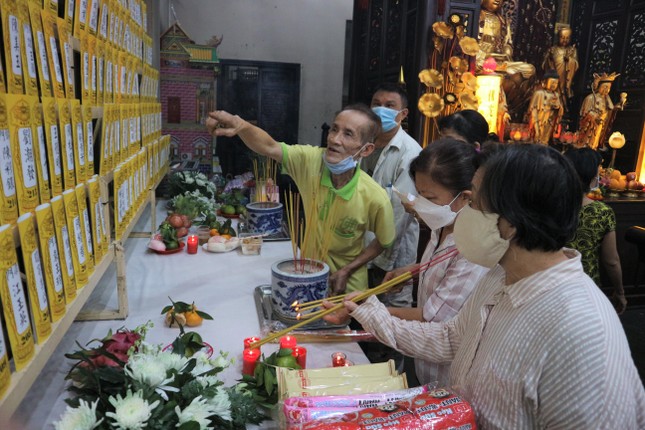 Tìm bài vị người thân