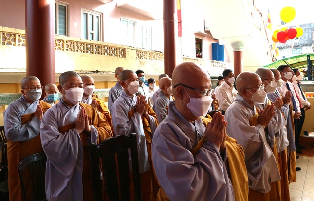 Hướng về Đức Thế Tôn