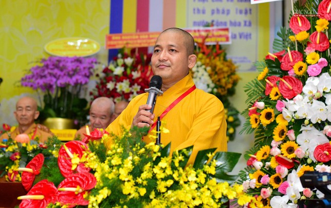 Đại đức Thích Lệ Duyên, Chánh Thư ký Ban Trị sự báo cáo công tác Phật sự nhiệm kỳ IX và phương hướng hoạt động Phật sự nhiệm kỳ X Đại đức Thích Lệ Duyên, Chánh Thư ký Ban Trị sự báo cáo công tác Phật sự nhiệm kỳ IX và phương hướng hoạt động Phật sự nhiệm kỳ X