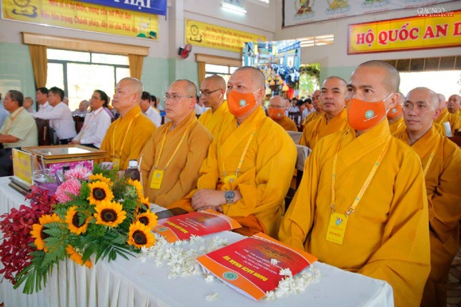 Chư tôn đức Tăng Ni tham dự đại hội Chư tôn đức Tăng Ni tham dự đại hội