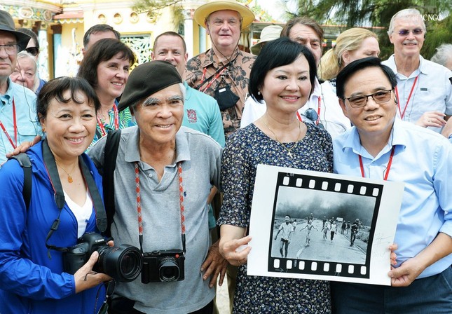 Em bé Napalm (1972-2022). Ảnh: Trần Thế Phong Em bé Napalm (1972-2022). Ảnh: Trần Thế Phong