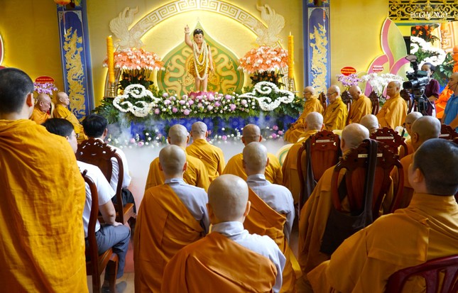 Quang cảnh buổi lễ