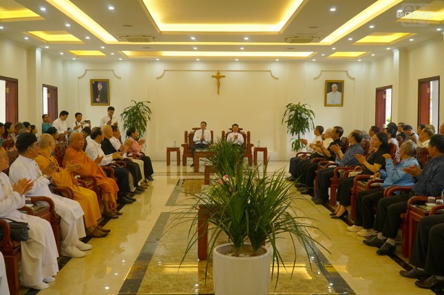 Tại Tòa Giám mục Giáo phận Phát Diệm Tại Tòa Giám mục Giáo phận Phát Diệm