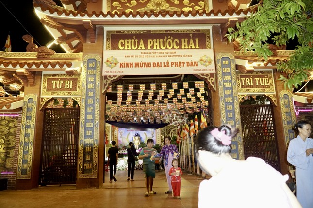 Lễ Phật đản ấm áp tại ngôi chùa nhỏ Phước Hải - vùng ngoại ô TP.HCM