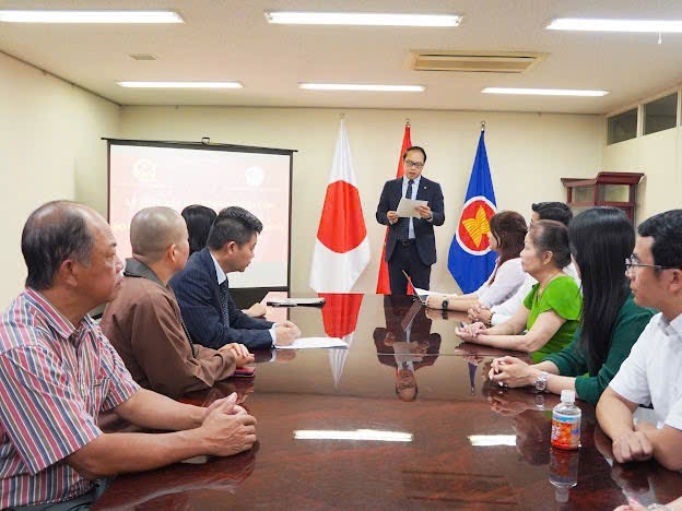 Ông Nguyễn Hồng Sơn - Chủ tịch Liên hiệp Hội người Việt Nam tại Nhật Bản phát biểu tại Lễ tổng kết - Ảnh: Xuân Giao/TTXVN