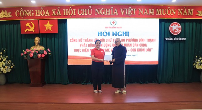 Tôn giáo ủng hộ nhân dân Cuba. Thượng tọa Thích Bửu Hiền (chùa Bồ Đề) ủng hộ 5 triệu đồng tại Hội nghị Tôn giáo ủng hộ nhân dân Cuba. Thượng tọa Thích Bửu Hiền (chùa Bồ Đề) ủng hộ 5 triệu đồng tại Hội nghị