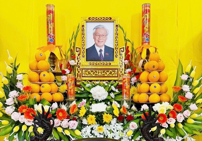 Hương án tưởng niệm Tổng Bí thư Nguyễn Phú Trọng Hương án tưởng niệm Tổng Bí thư Nguyễn Phú Trọng