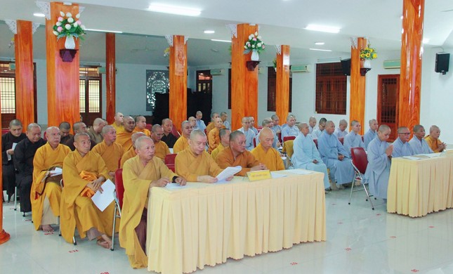 Chư Tăng Ni H.Bình Chánh tham dự Chư Tăng Ni H.Bình Chánh tham dự