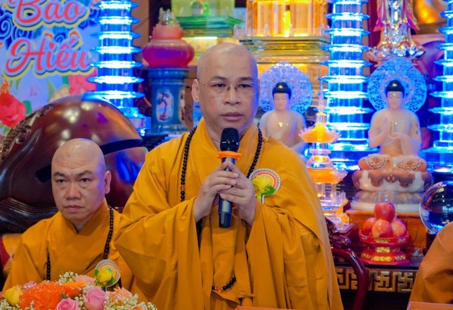 Thượng tọa Thích Minh Nhựt phát biểu