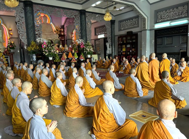 Mùa An cư kiết hạ Phật lịch 2568 của Tăng Ni Q.Phú Nhuận thành tựu viên mãn