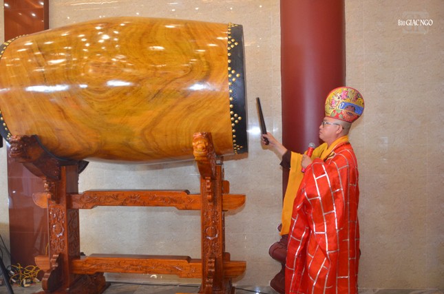 Khai trống Khai trống