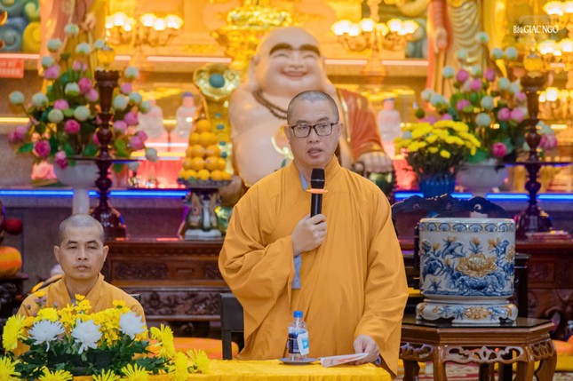 Thượng tọa Thích Thiện Hạnh cảm tạ Thượng tọa Thích Thiện Hạnh cảm tạ