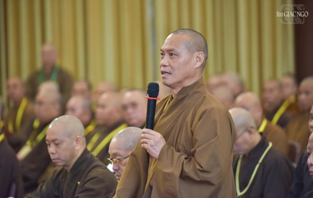 Thượng tọa Thích Trí Chơn nêu vấn đề cần chỉnh đốn lại điều kiện thọ giới ở các tỉnh thành để có sự đồng bộ chung Thượng tọa Thích Trí Chơn nêu vấn đề cần chỉnh đốn lại điều kiện thọ giới ở các tỉnh thành để có sự đồng bộ chung