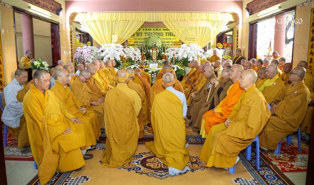 Quang cảnh buổi lễ Quang cảnh buổi lễ