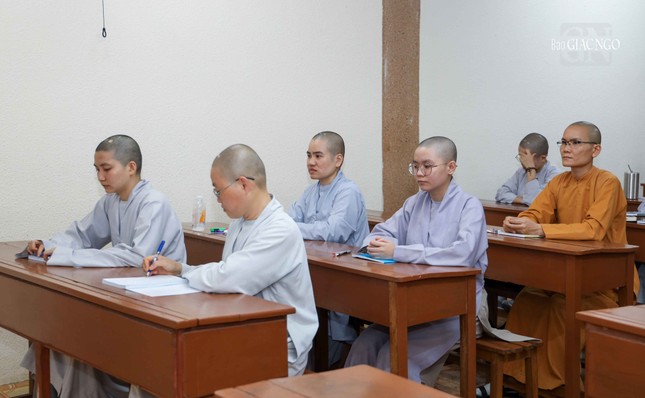 ntai0089-210-2524.jpg