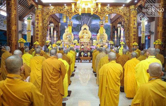 Trang nghiêm khóa lễ Trang nghiêm khóa lễ