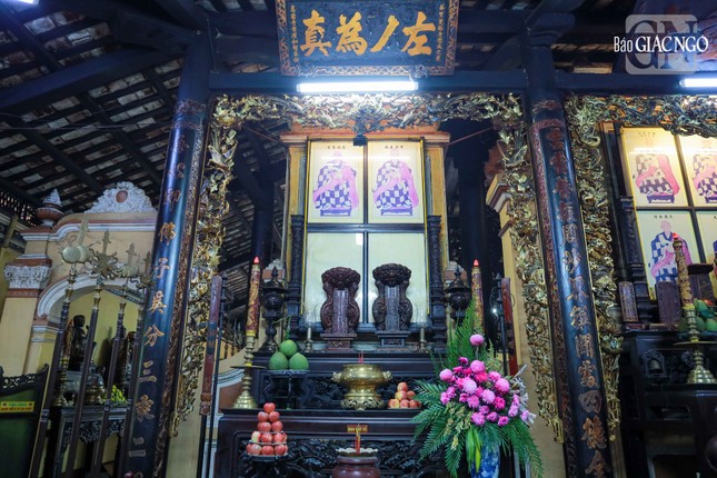 Bao lam chủ yếu sử dụng hai phương pháp chính: hoàn chỉnh tác phẩm bằng nhát đục và áp dụng lối tế kiểu. Sử dụng nhát đục đối với những tác phẩm lớn, đặt xa tầm nhìn, ngược lại lối tế kiểu sử dụng ở tác phẩm được đặt gần người xem, ngay tầm nhìn