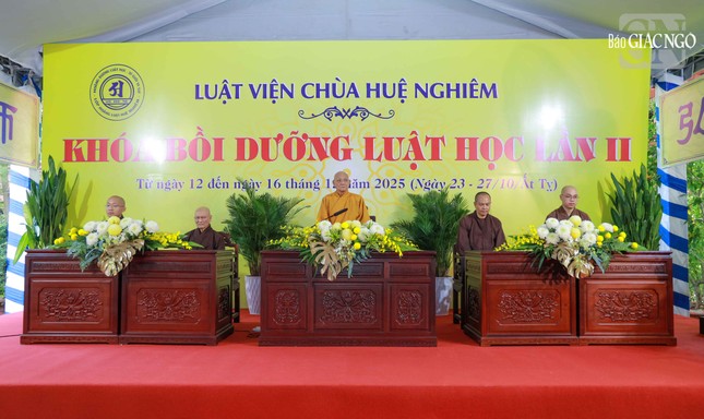 Chư tôn đức chứng minh Chư tôn đức chứng minh