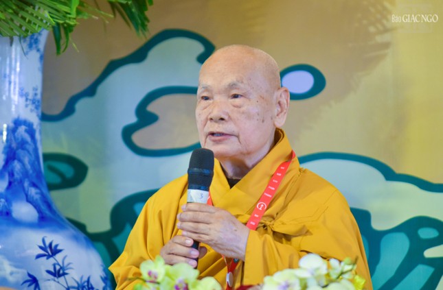 Trưởng lão Hòa thượng Thích Thiện Nhơn ban đạo từ