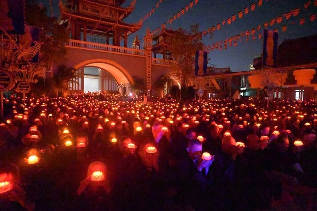 Nguyện cầu quốc thái dân an