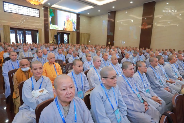 Ngày mai, 24-12, Hòa thượng Thích Lệ Trang, Phó Chủ tịch Hội đồng Trị sự, Trưởng ban Nghi lễ T.Ư, Trưởng ban Trị sự GHPGVN TP.HCM chia sẻ đến Tăng Ni về chủ đề "Nghi lễ Phật giáo"