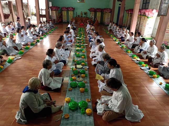 Giờ thọ trai Giờ thọ trai