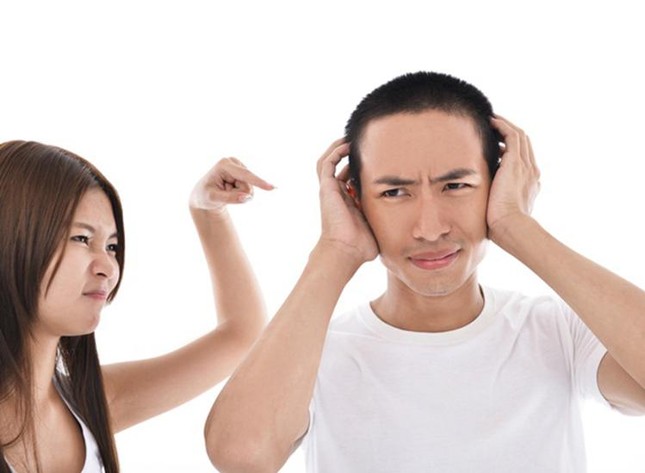 Khi nhận thức và kiểm soát được cảm xúc, mọi người có thể suy nghĩ rõ ràng, hạn chế sự căng thẳng, dễ dàng giao tiếp với người khác. Ảnh minh họa.