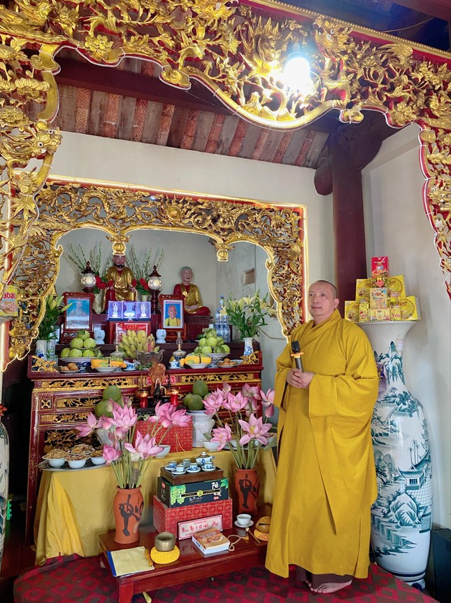 Thượng tọa Thích Quảng Minh chia sẻ Thượng tọa Thích Quảng Minh chia sẻ