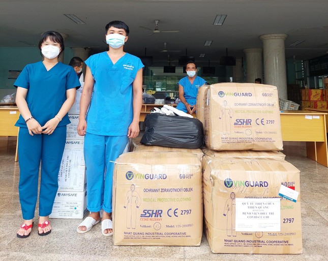 Hỗ trợ thiết bị y tế cho Bệnh viện điều trị Covid-19 Củ Chi Hỗ trợ thiết bị y tế cho Bệnh viện điều trị Covid-19 Củ Chi