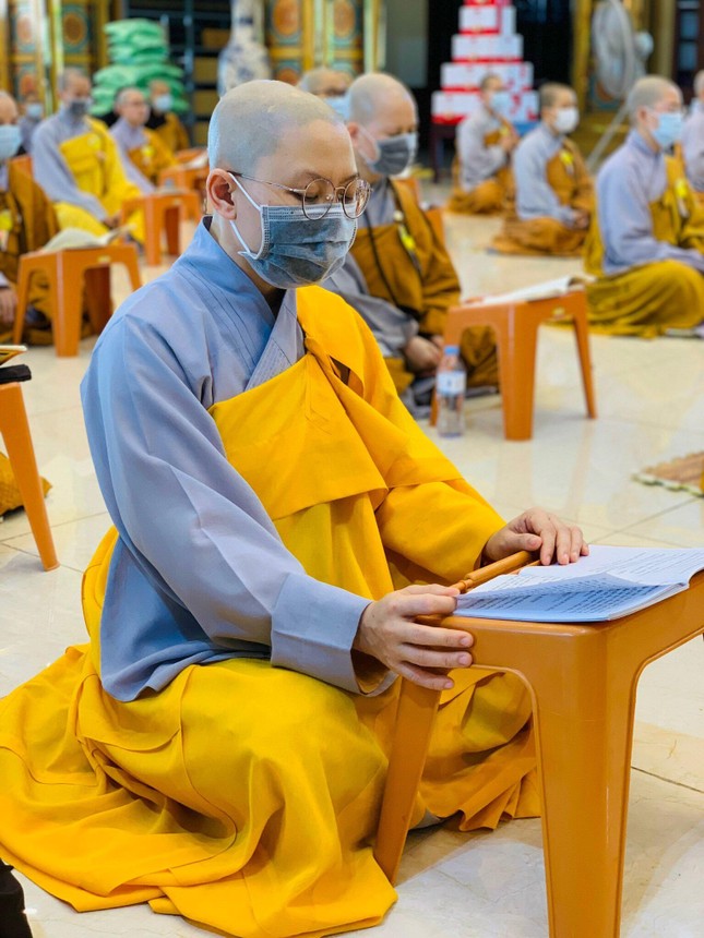 Nhất tâm trì tụng chú Đại Bi Nhất tâm trì tụng chú Đại Bi