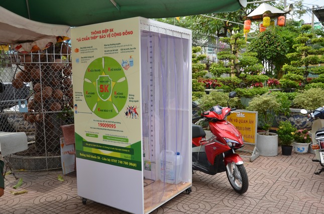 Buồng phun khử khuẩn được Ban Tổ chức chuẩn bị Buồng phun khử khuẩn được Ban Tổ chức chuẩn bị