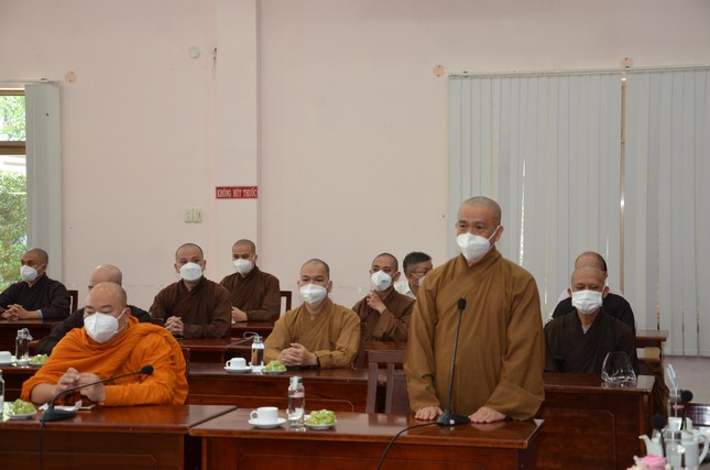 Thượng tọa Thích Tâm Chơn, Trưởng ban Trị sự Phật giáo quận Bình Thạnh phát biểu