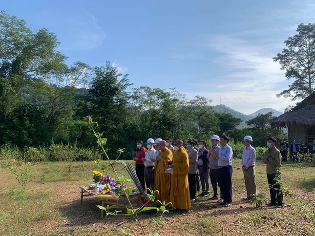 Nghi lễ tâm linh khởi công xây dựng công trình chùa Tương Dương Nghi lễ tâm linh khởi công xây dựng công trình chùa Tương Dương