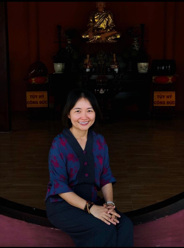 Chân dung chị Yến Thu Chân dung chị Yến Thu