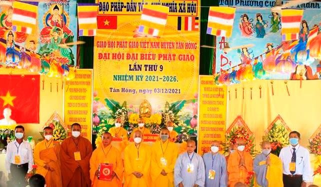 Tân Ban Trị sự Phật giáo huyện Tân Hồng nhiệm kỳ 2021-2026 ra mắt đại hội
