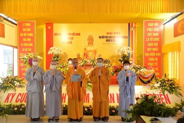 Tân Ban Trị sự Phật giáo quận Kiến An nhiệm kỳ 2021-2026 ra mắt đại hội