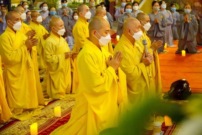 Dâng lời phát nguyện niệm Phật