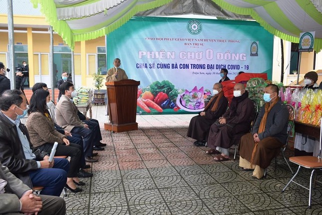 Lễ khai mạc phiên chợ 0 đồng tại trụ sở UBND xã Triệu Sơn, huyện Triệu Phong, tỉnh Quảng Trị Lễ khai mạc phiên chợ 0 đồng tại trụ sở UBND xã Triệu Sơn, huyện Triệu Phong, tỉnh Quảng Trị