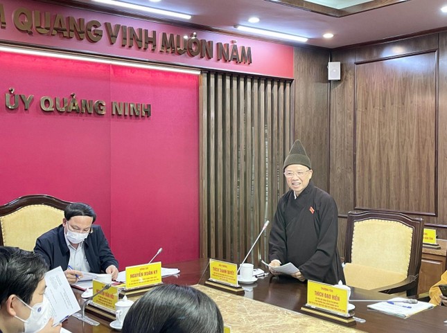 Hòa thượng Thích Thanh Quyết phát biểu tại buổi làm việc