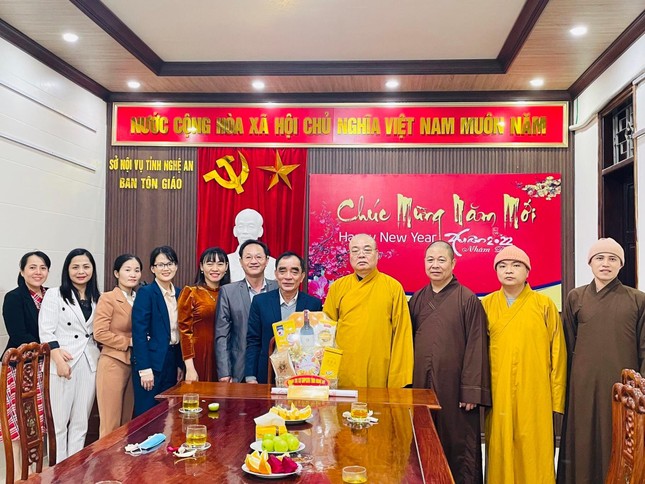 Ban Trị sự Phật giáo tỉnh Nghệ An chúc mừng năm mới đến Ban Tôn giáo - Sở Nội vụ tỉnh Ban Trị sự Phật giáo tỉnh Nghệ An chúc mừng năm mới đến Ban Tôn giáo - Sở Nội vụ tỉnh