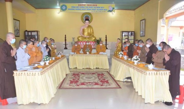 Chư Tăng Ni niệm Phật cầu gia hộ