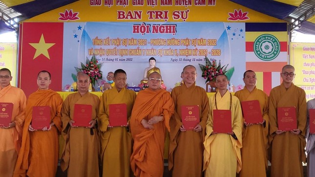 Hòa thượng Thích Bửu Chánh trao quyết định chuẩn y nhân sự Ban Trị sự Phật giáo huyện Cẩm Mỹ, nhiệm kỳ 2021-2026 Hòa thượng Thích Bửu Chánh trao quyết định chuẩn y nhân sự Ban Trị sự Phật giáo huyện Cẩm Mỹ, nhiệm kỳ 2021-2026