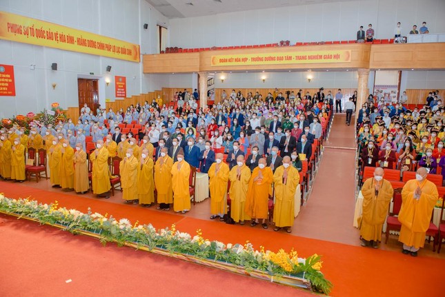 Niệm Phật cầu gia hộ trước khi tiến hành đại hội