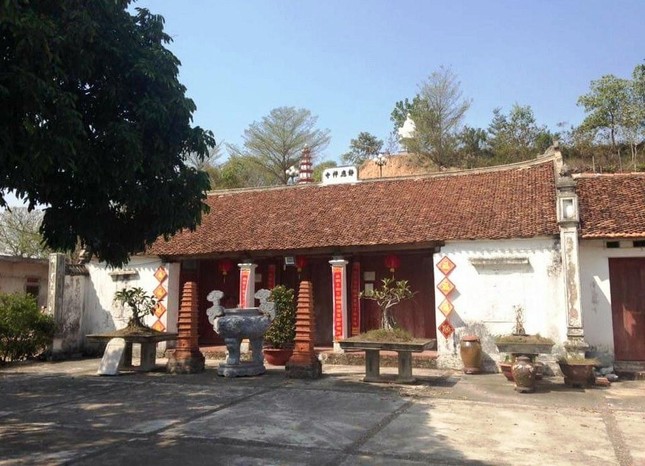 Chùa Tĩnh Lự (thôn An Quang, xã Lãng Ngâm, huyện Gia Bình, tỉnh Bắc Ninh) Chùa Tĩnh Lự (thôn An Quang, xã Lãng Ngâm, huyện Gia Bình, tỉnh Bắc Ninh)