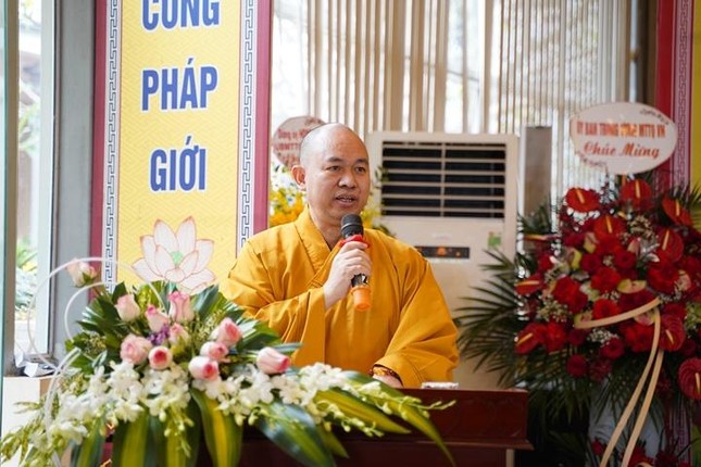 Thượng tọa Thích Đức Thiện phát biểu