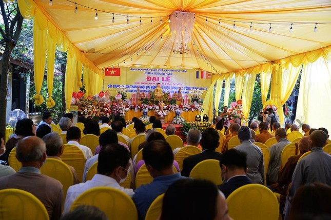 Quang cảnh buổi lễ Quang cảnh buổi lễ