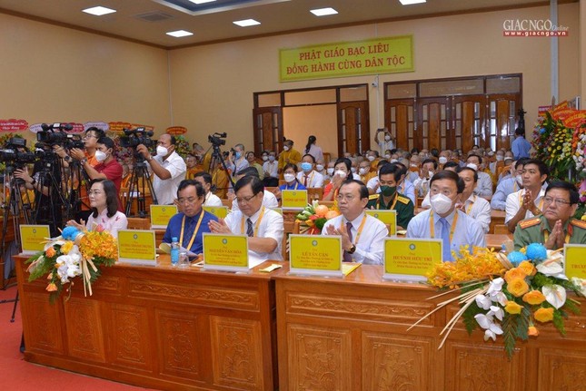 Đại biểu chính quyền tham dự đại hội