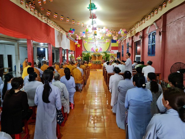 Quang cảnh buổi lễ Quang cảnh buổi lễ